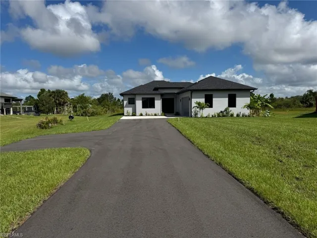 4177 56th Ave Ne, Naples, Florida 34120