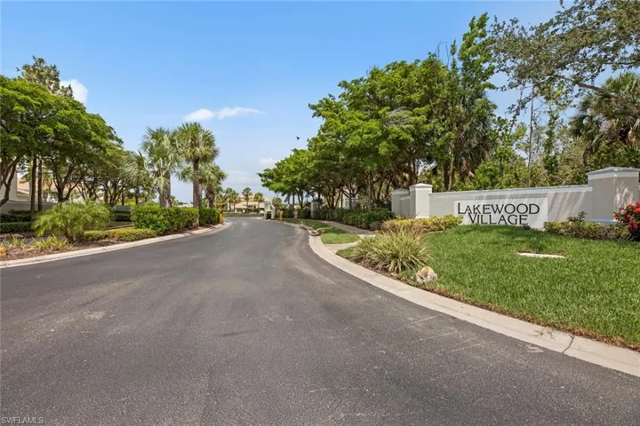 8290  Village Edge  CIR, Fort Myers, FL 33919