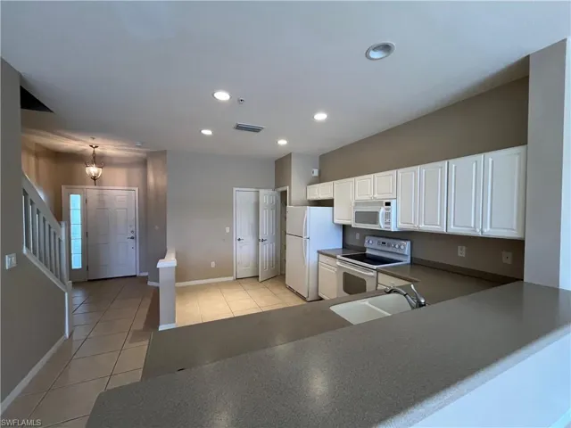 15486  Marcello  CIR, Naples, FL 34110