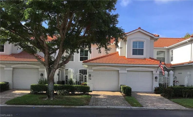 2170  Arielle  DR, Naples, FL 34109