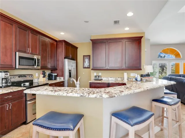 GORGEOUS GRANITE COUNTERTOPS