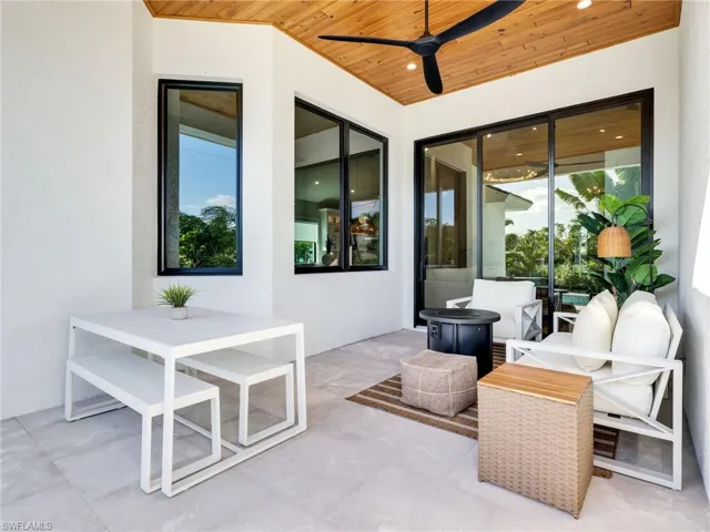 685 6th Ave, Marco Island, Florida 34145