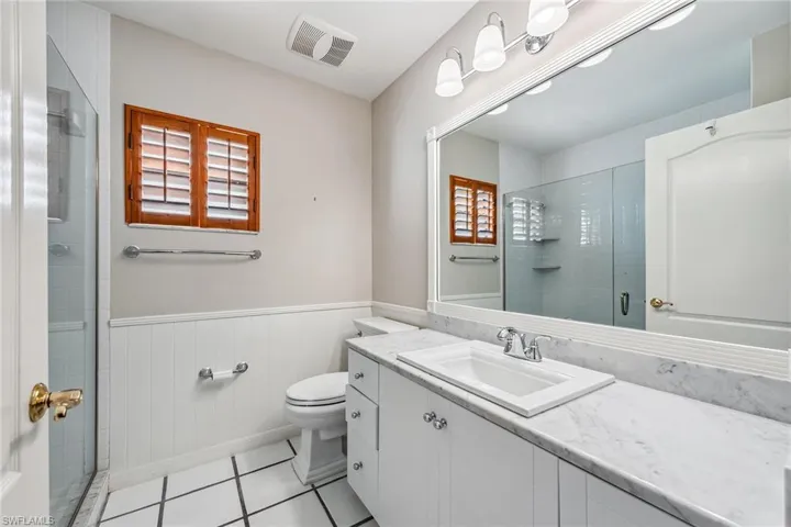 7048  Pelican Bay  BLVD, Naples, FL 34108