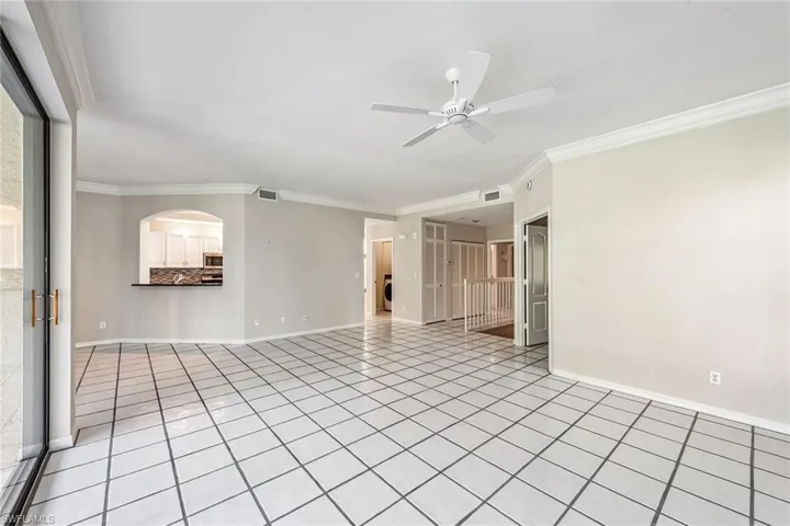 7048  Pelican Bay  BLVD, Naples, FL 34108