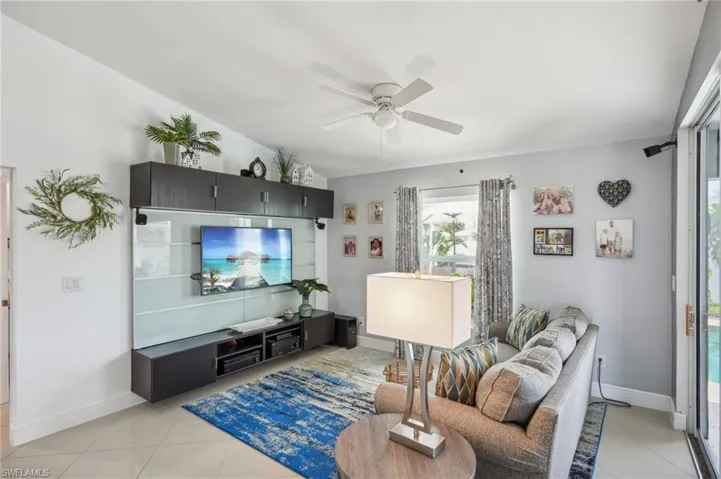 4145 SW 8th  CT, Cape Coral, FL 33914