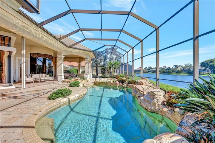 Enjoy the soothing sound of the falling water while sipping morning coffee or evening cocktails.