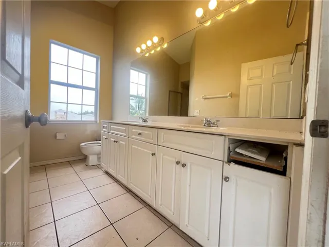 17584  Laurel Valley  RD, Fort Myers, FL 33967