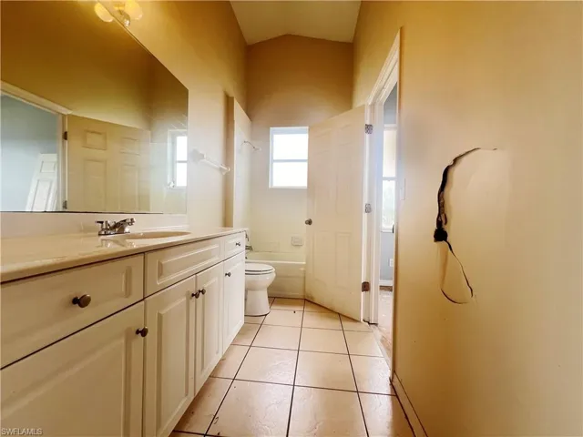 17584  Laurel Valley  RD, Fort Myers, FL 33967