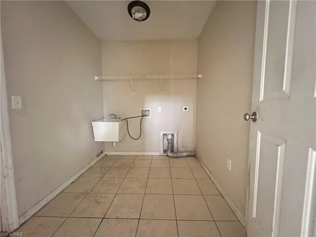 17584  Laurel Valley  RD, Fort Myers, FL 33967