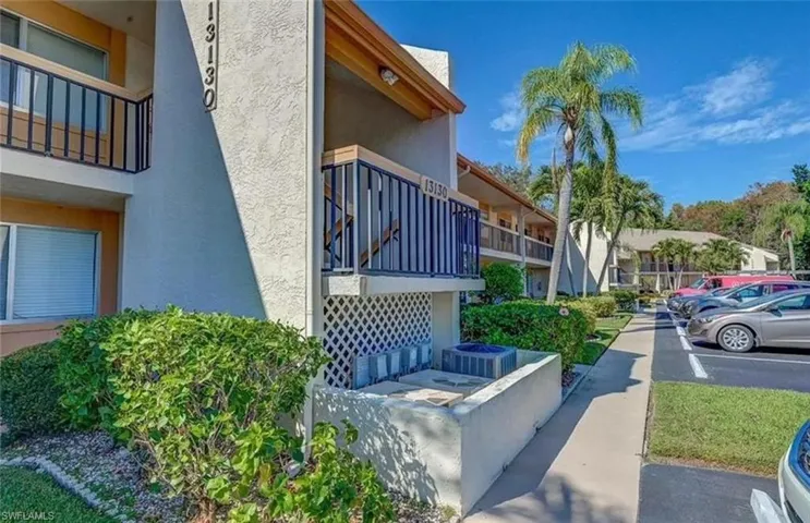13130  White Marsh  LN, Fort Myers, FL 33912