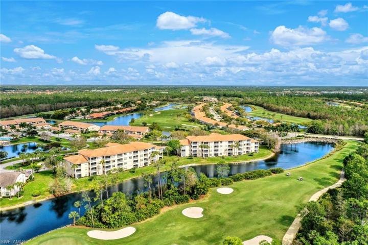 8670  Cedar Hammock  CIR, Naples, FL 34112