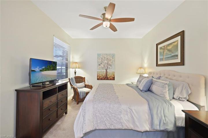 8670  Cedar Hammock  CIR, Naples, FL 34112