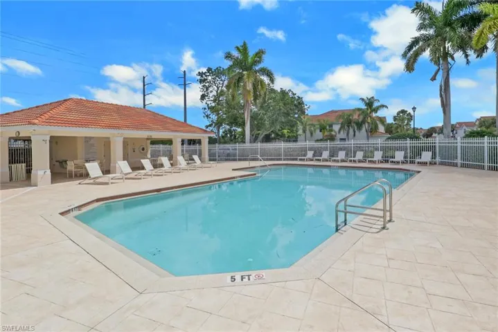 937  Hampton  CIR, Naples, FL 34105