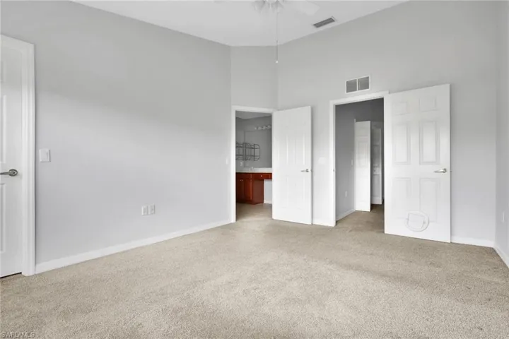 937  Hampton  CIR, Naples, FL 34105