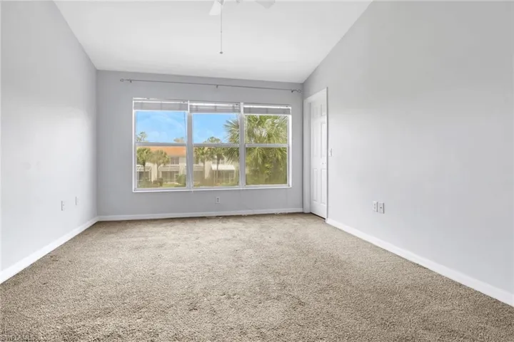 937  Hampton  CIR, Naples, FL 34105