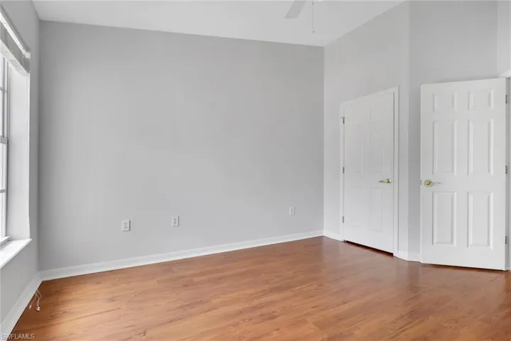 937  Hampton  CIR, Naples, FL 34105