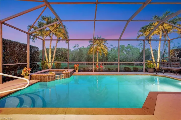 Pool & Spa
