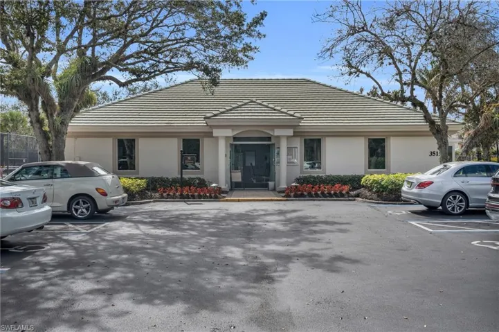 3435 Laurel Greens Ln S 202, Naples, Florida 34119