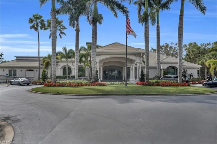 3435 Laurel Greens Ln S 202, Naples, Florida 34119