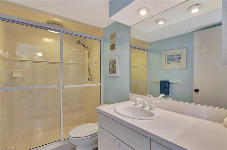 260  Seaview  CT, MARCO ISLAND, FL 34145