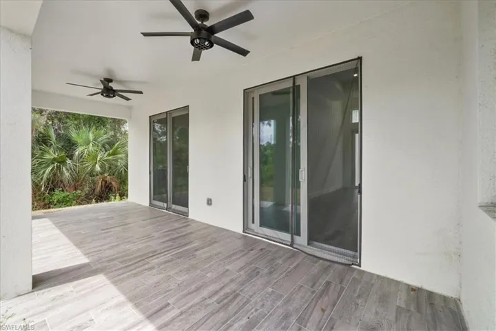 Deck with ceiling fan