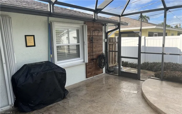 Convenient Outdoor Shower!