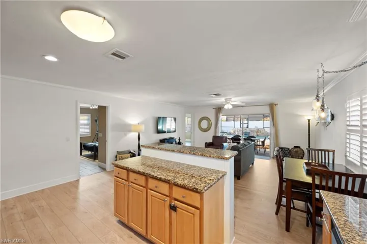771  100th N AVE, Naples, FL 34108