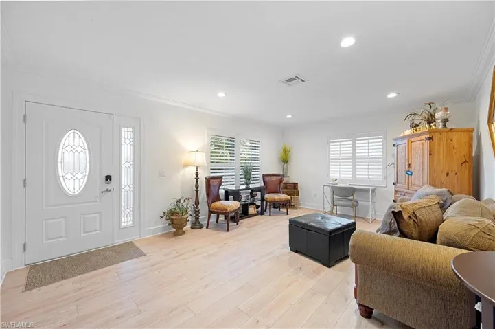 771  100th N AVE, Naples, FL 34108