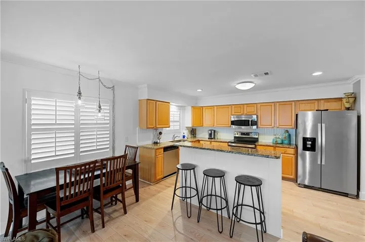 771  100th N AVE, Naples, FL 34108