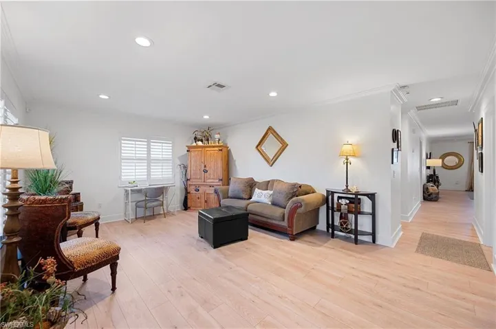 771  100th N AVE, Naples, FL 34108