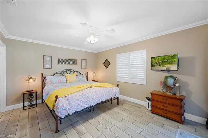 771  100th N AVE, Naples, FL 34108
