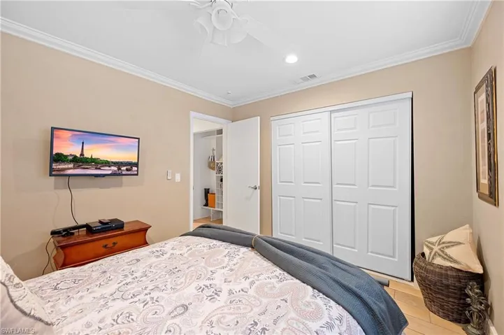 Guest bedroom