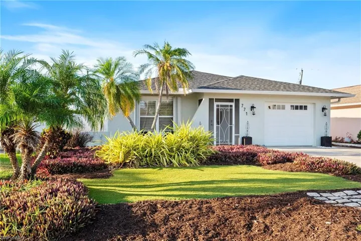 771  100th N AVE, Naples, FL 34108