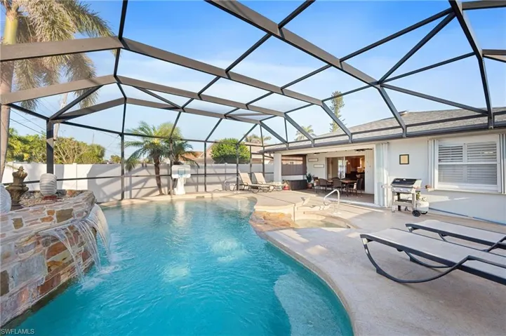 771  100th N AVE, Naples, FL 34108