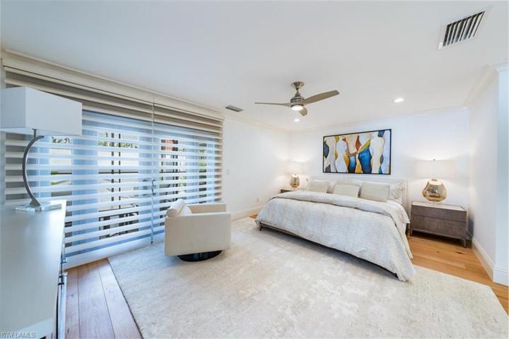 Master bedroom with screened lanai retreat