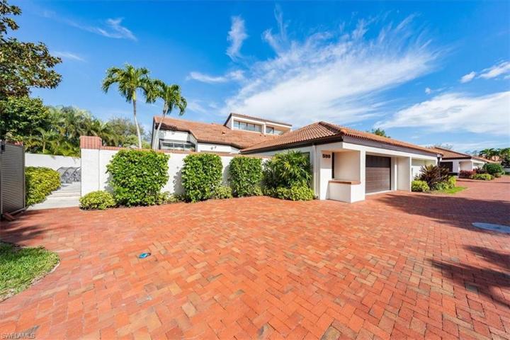 Welcome to 598 Bay Villas Lane- Pelican Bay