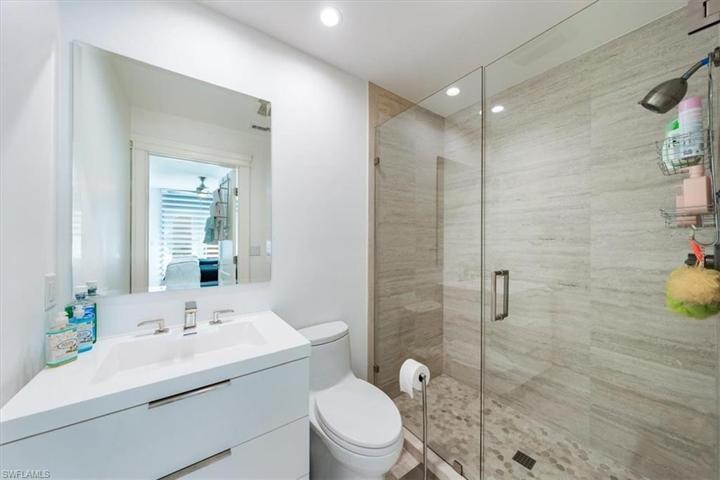 Guest bath 1