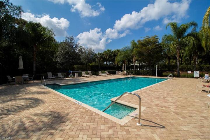 Lap/fitness pool