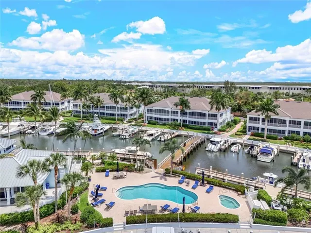1777  Gulfstar S DR, Naples, FL 34112