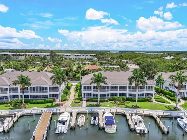 1777  Gulfstar S DR, Naples, FL 34112
