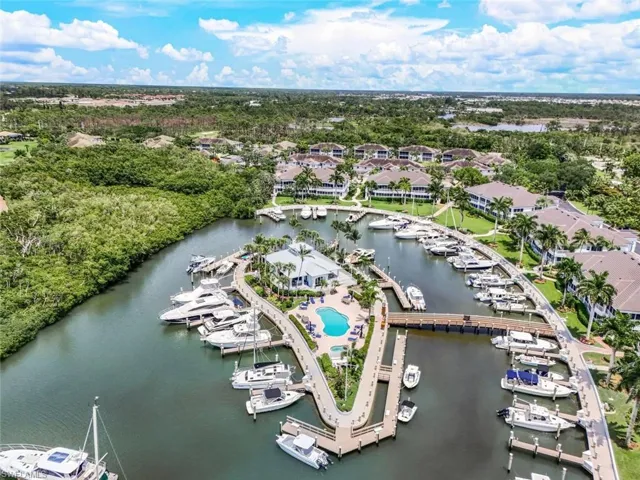 1777  Gulfstar S DR, Naples, FL 34112
