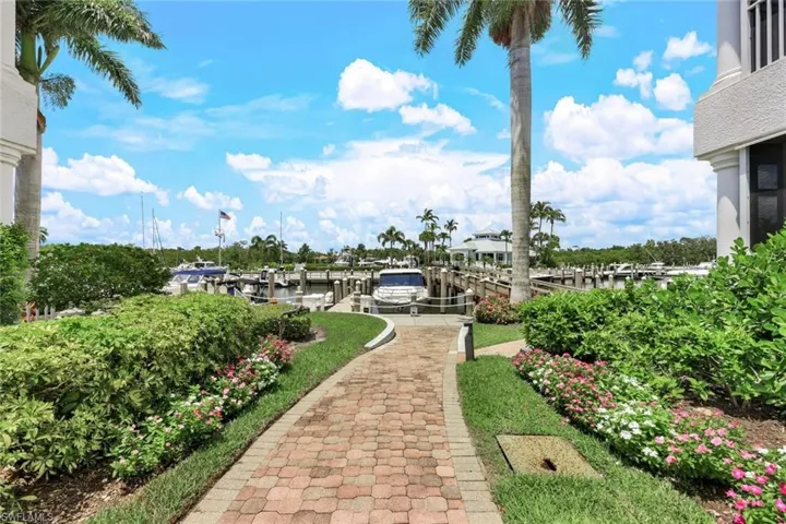 1777  Gulfstar S DR, Naples, FL 34112