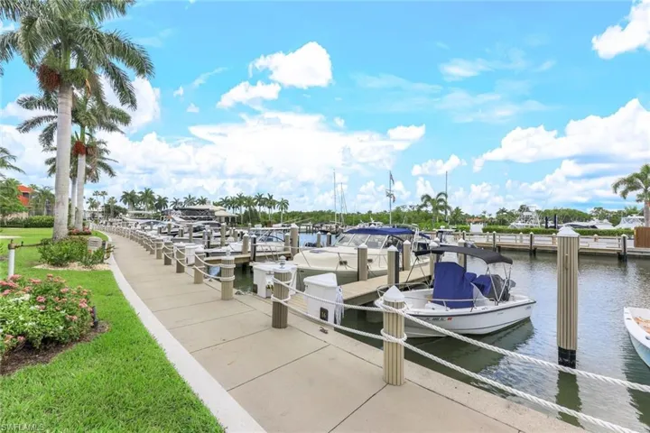 1777  Gulfstar S DR, Naples, FL 34112