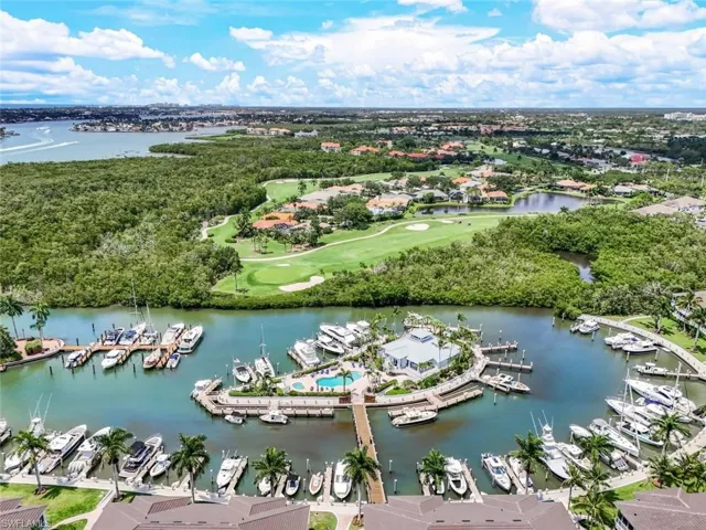 1777  Gulfstar S DR, Naples, FL 34112
