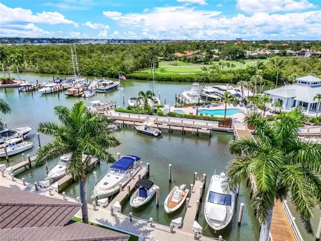 1777  Gulfstar S DR, Naples, FL 34112