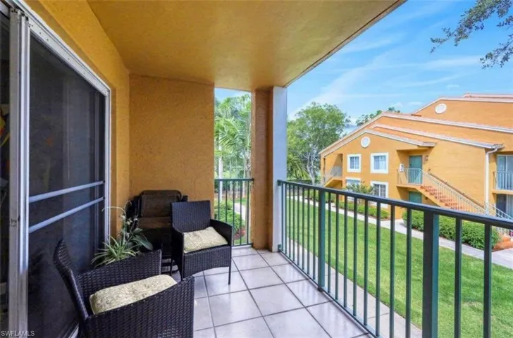 1160 Wildwood Lakes Blvd 205, Naples, Florida 34104