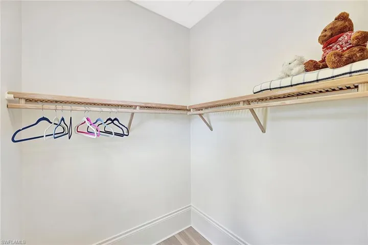 Closet Bedroom 4