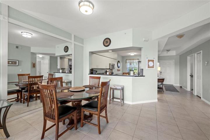 2255 Harmony LN # 103, NAPLES FL 34109