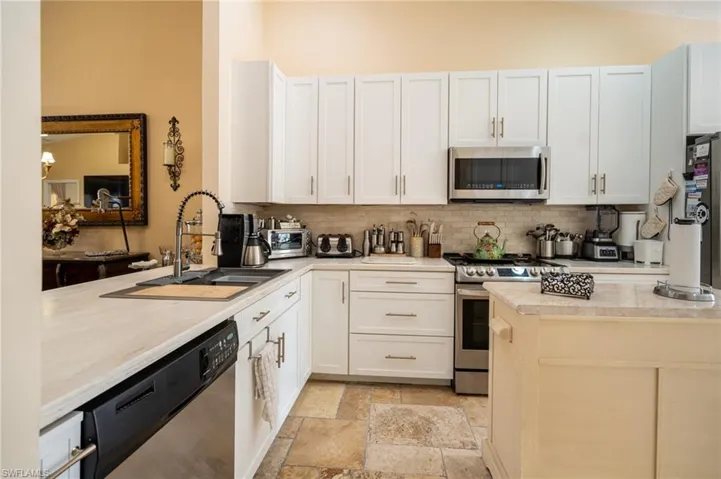 5205 Whitten Dr 57, Naples, Florida 34104