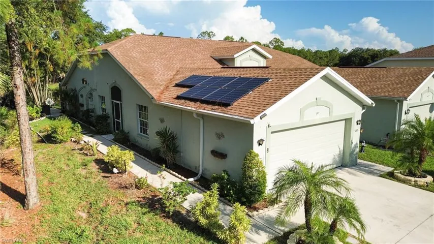 5205 Whitten Dr 57, Naples, Florida 34104